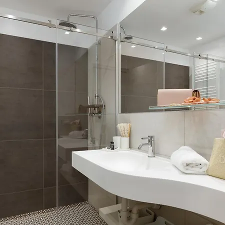 Апартаменты Portopiccolo - Giardino Vista Castello Систиана