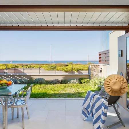 Portopiccolo - Giardino Vista Castello Апартаменты *