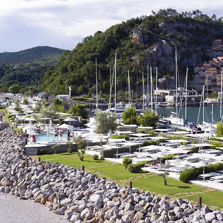 Portopiccolo - Giardino Vista Castello * Систиана
